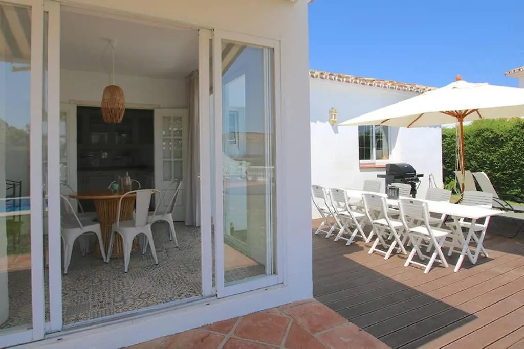 Villa Bellamar 미하스 0*,