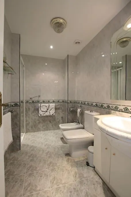 Villa Bellamar 미하스 0*,